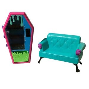 Monster High Student Lounge Vending Machine Bundle Couch Sofa 2022 Furniture Lot